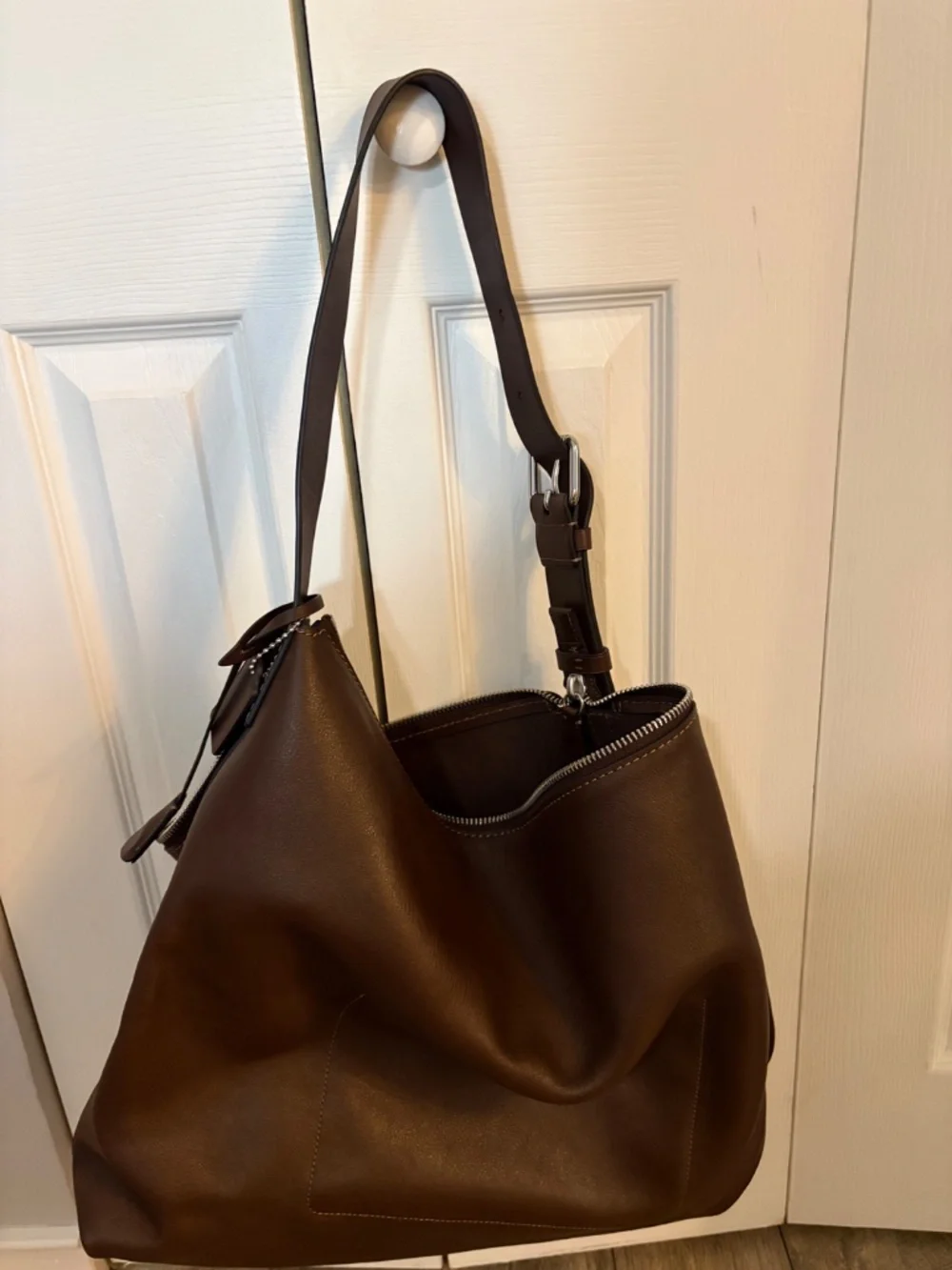 Coach Mott Messenger in Maple